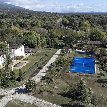 Casa Vacacional Con Piscina, Padel Y Bbq Вилла Канделеда