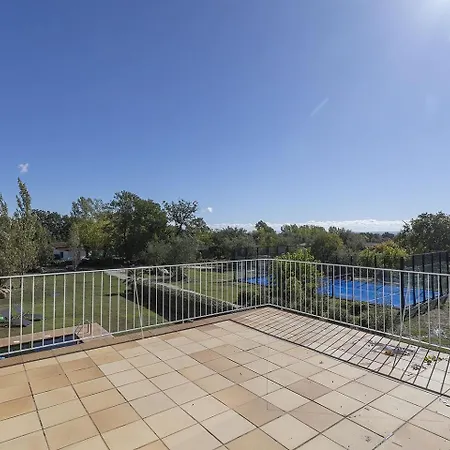 Casa Vacacional Con Piscina, Padel Y Bbq * カンデレダ