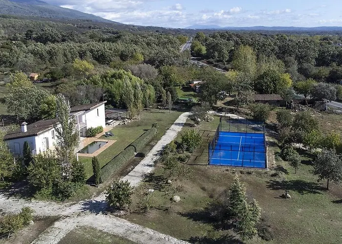 Casa Vacacional Con Piscina, Padel Y Bbq 别墅 坎德莱达
